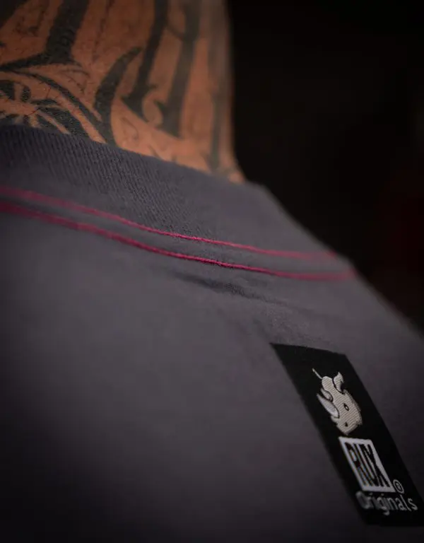 Oversized On The Table - Image 8